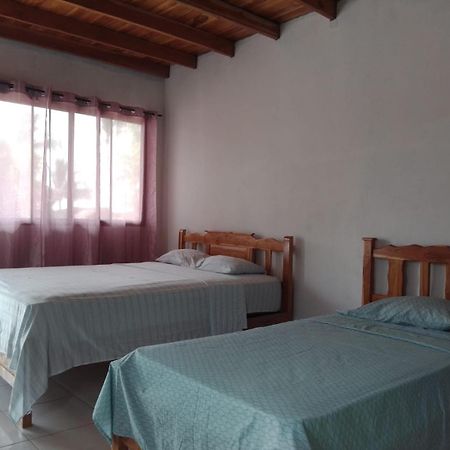 Oceans Hostal Santa Catalina Esterno foto